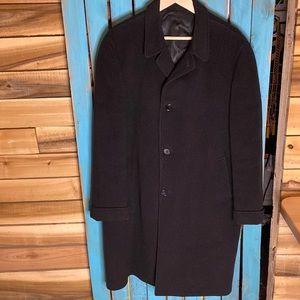 Vintage Marshall Field single breasted single vent overcoat size 42 black